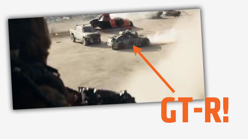 Illustration for article titled Is This Flying Car In The Elysium Trailer What Bugatti Is Teasing Us About?